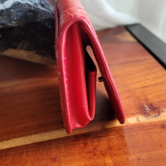 Vintage Bi Fold Wallet COCCO FIORE RARE RED COLOR Leather Coins Gold Int. Clasp - Picture 3 of 5